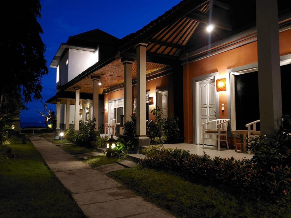 Utama Villas Beach Front Candidasa Exteriör bild