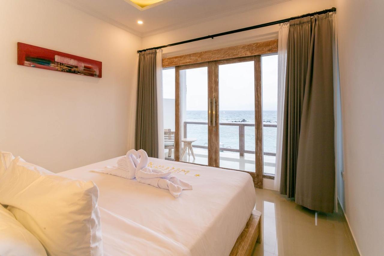 Utama Villas Beach Front Candidasa Exteriör bild